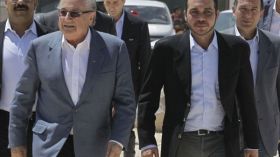 الأمير علي يتعهد بالتبرع براتبه في حال خلافته لبلاتير