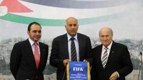 الرئيس الفلسطيني يزور الأمير علي لتطويق “الأزمة” مع الأردن