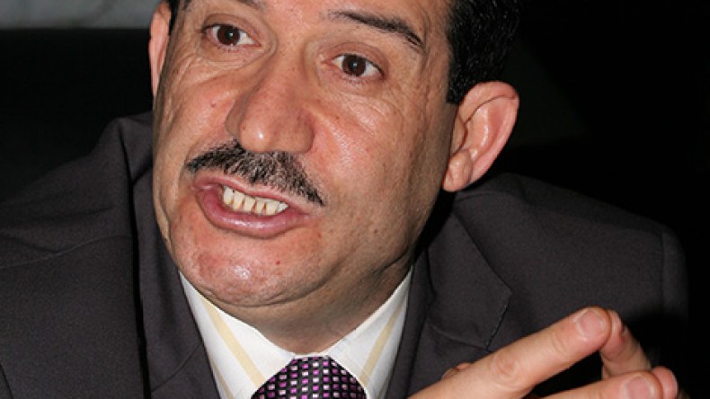 غول يتوعد شركات الإنجاز الأجنبية بفسخ عقودها بالجنوب