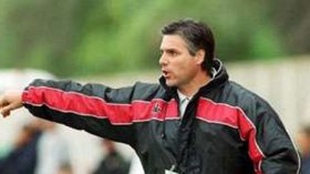 Amoros : “Les deux prochains matches face à l’Algérie seront décisifs”