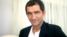 النجم المصري عمرو واكد في ديسمبر بوهران