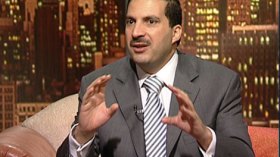 حملة‭ ‬شرسة‭ ‬ضد‭ ‬عمرو‭ ‬خالد‭ ‬بسبب‭ ‬مساندته‭ ‬لمرشح‭ ‬الفلول‭ ‬أحمد‭ ‬شفيق