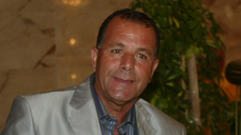 ‮”‬زداك‭ ‬لا‭ ‬يملك‭ ‬أي‭ ‬اعتماد‭ ‬وسنراسل‭ ‬الوزير‭ ‬الأول‮”‬‭ ‬