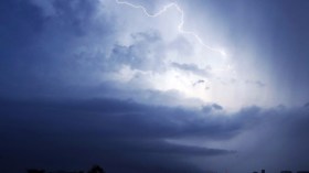 أمطار رعدية وانخفاض تدريجي في درجات الحرارة