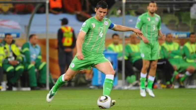 عنتر يحي في مواجهة نجوم منتخب فرنسا 98