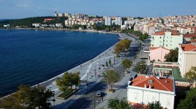 زلزال ثان بقوة 5.3 يضرب جناق قلعة التركية