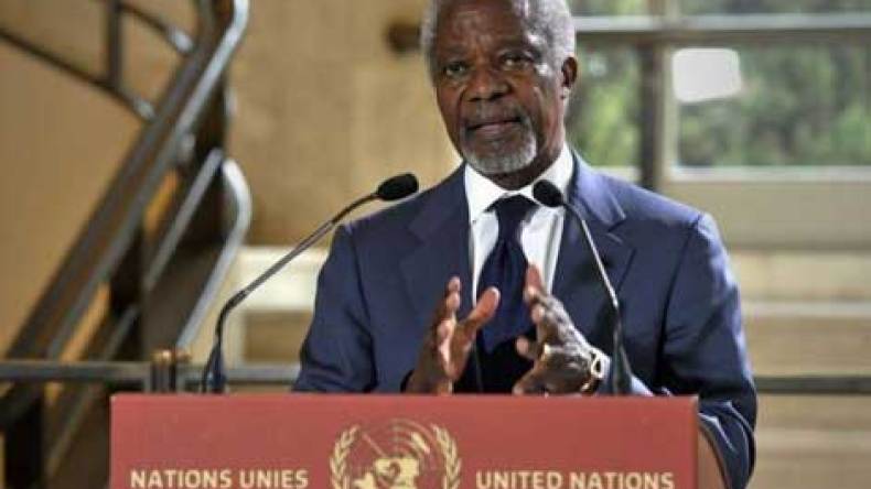 عنان يرمي المنشفة