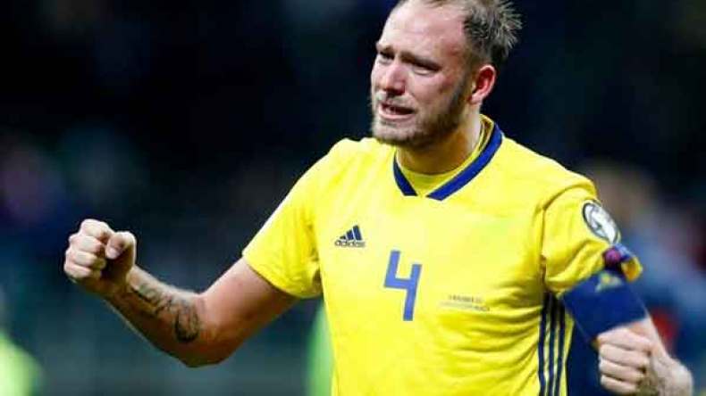 أندرياس جرانكفيست  ينهي احتكار إبراهيموفيتش للقب الأفضل