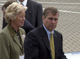 Le prince Andrew inaugure la nouvelle ambassade de  Grande-Bretagne en Algérie