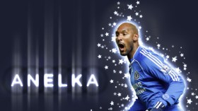 أنيلكا يهدي قميصه للمنتخب الجزائري ويتمنى له حظا وفيرا