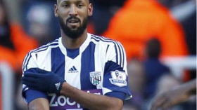 يهود أوروبا يضغطون لمعاقبة أنيلكا بتهمة التلويح بإشارة نازية