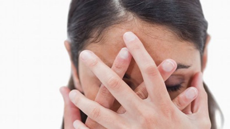 رشقتني حماتي بالأحذية لأني أحضرت عريسا لابنتها العانس