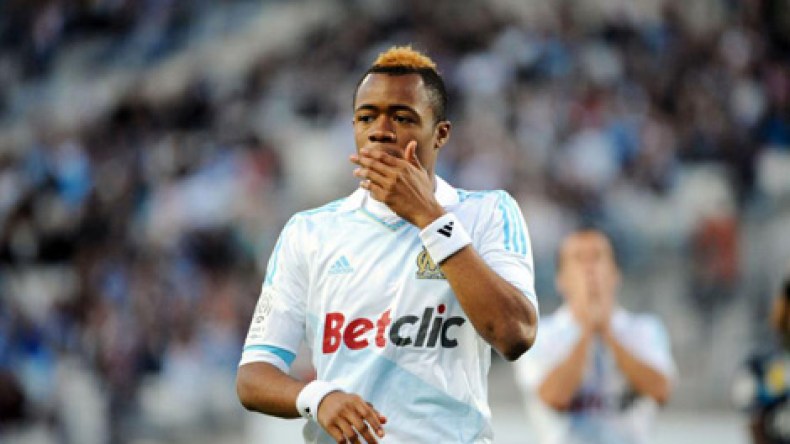 في مرسيليا..التحليق “التهريجي” للشعر مرفوض