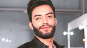 نجم “ستار أكاديمي11” أنيس بورحلة ينعت الشعب الجزائري بالمُتخلف!