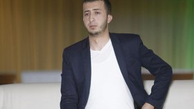 “يوتوب” يحذف “فيديوهات” مفبركة عن الإنتخابات بعد قيام أنس تينا بالتبليغ عنها!