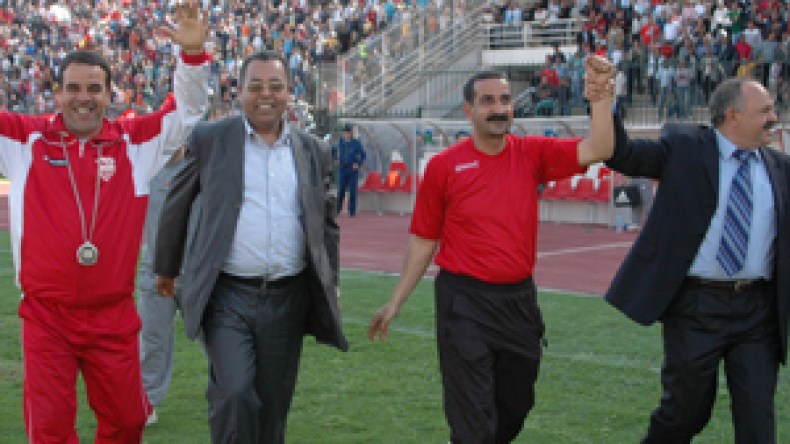 منادي مطالب بتنظيف محيطه ولطرش يشترط عودته مقابل تدريب عنابة