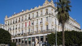 13‭ ‬جريحا‭ ‬و9‭ ‬موقوفين‭ ‬في‭ ‬مواجهات‭ ‬بين‭ ‬عناصر‭ ‬الشرطة‭ ‬وباعة‭ ‬الأرصفة‭ ‬