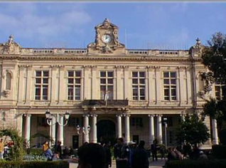 Le président de l’APC d’Annaba sauvé d’une mort certaine…Il allait être égorgé, n’était-ce l’intervention de la police