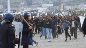 مشاداة دامية بالسيوف للظفر بتذاكر مقابلة عنابة