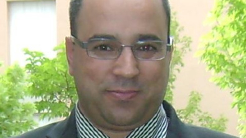 أنور‭ ‬مالك‭: ‬أتحدى‭ ‬وسائل‭ ‬الإعلام‭ ‬الفرنسية‭ ‬أن‭ ‬تتناول‭ ‬شهادتي‭ ‬حول‭ ‬رهبان‭ ‬تيبحرين