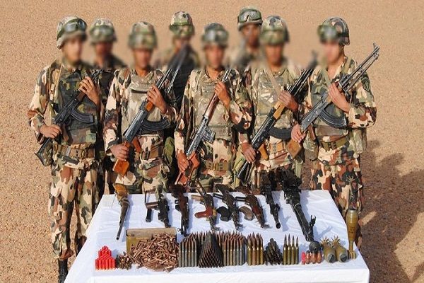 Tamanrasset: Reddition d’un terroriste aux Autorités Militaires