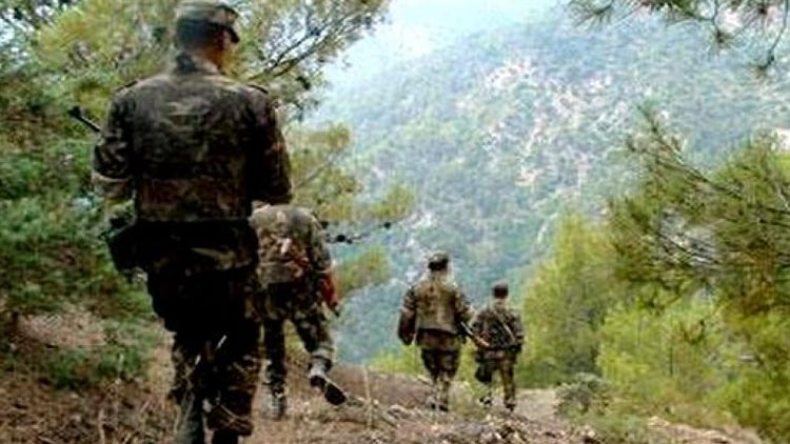 الجيش يكتشف مخبأ يحتوي 5 قنابل تقليدية بجيجل