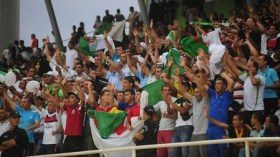 منع إدخال الشماريخ وقنّينات العصير والدعوة للتحلّي بالروح الرياضية