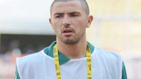 عنتر يحي يعتزل اللعب مع “الخضر”