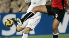 Algerian defender Antar Yahia: Beat Mali or let die