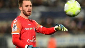 أنصار ميتز يتوجون أوكيجا بلقب لاعب الشهر