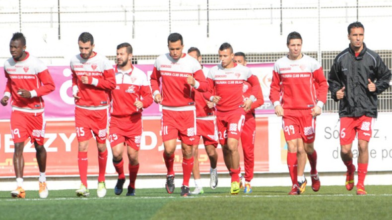 م.وهران: نساخ وعواد يعاقبان ماليا والعفو عن هشام شريف