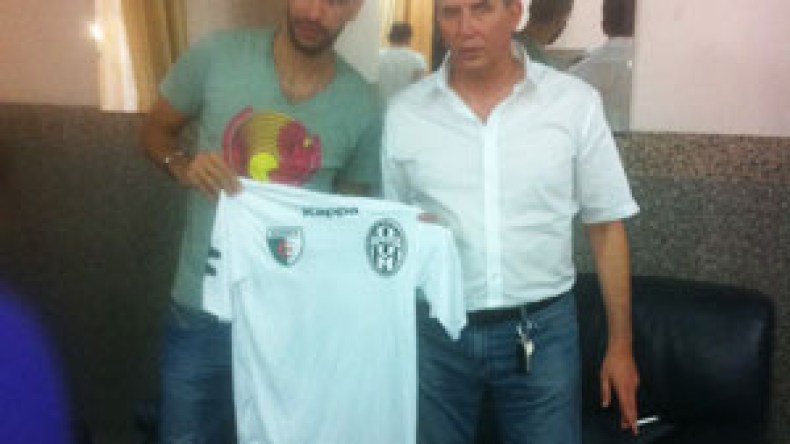 ‮”‬الوفاق‭ ‬سيفتح‭ ‬لي‭ ‬أبواب‭ ‬الخضر‮”‬