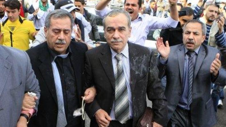 Syrian Protesters Pelt Opposition with Eggs