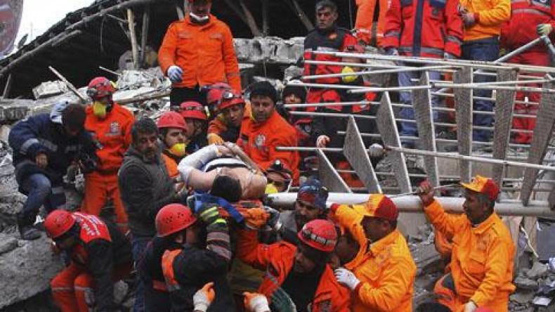 Rescuers Search for Survivors After Deadly Turkey Quake