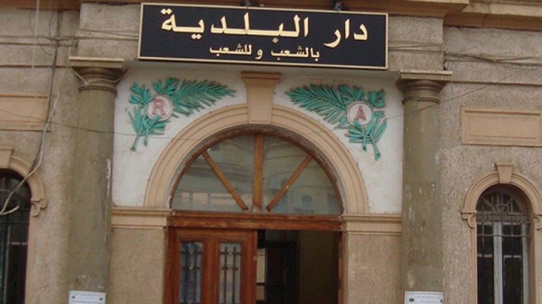 أميار يفوزون للمرة الثانية رغم تغيير انتماءاتهم السياسية