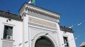 زيادات مرتقبة في أجور أمناء الدوائر ورؤساء المصالح والمكاتب