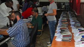 الأزمة المالية تعصر الجزائريين