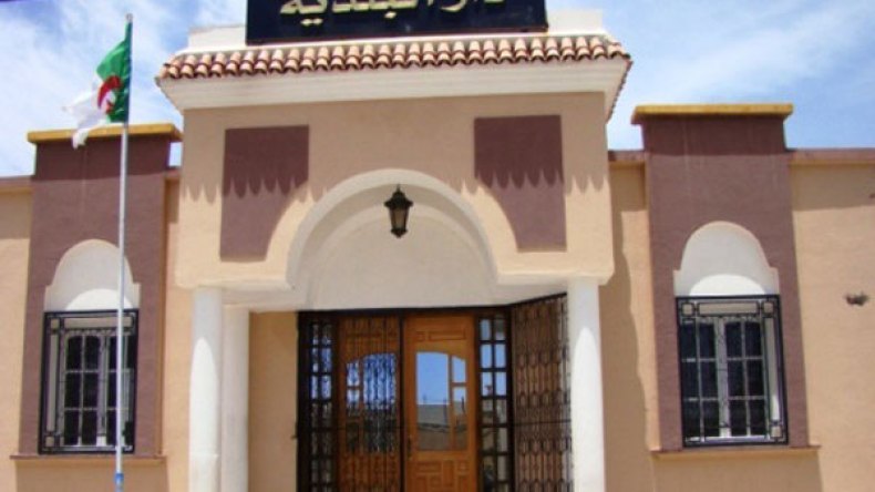 العصا والجزرة!