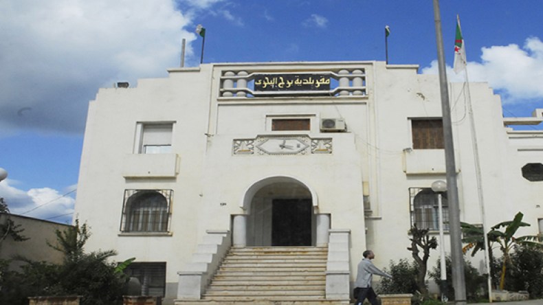 أكثر من ألف عائلة تقطن القصدير ببرج البحري تنتظر الترحيل