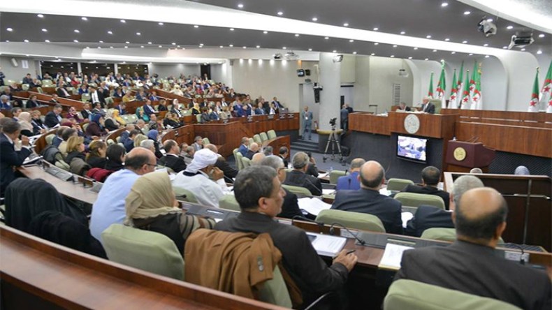 النواب والنوائب!