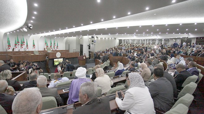 بيان السياسة العامة يحرك نواب المعارضة داخل البرلمان