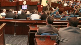 نواب البرلمان يعرضون مشاكل محلية في جلسات مناقشة قانون المالية