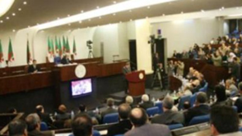 نواب يتحركون لإسقاط قانون البلدية قبل المصادقة عليه