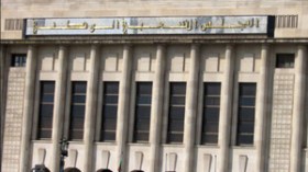 البرلمان غير مقيّد برأي الحكومة واللجنة لم تتلق إحالة بعنوان تجريم الاستعمار