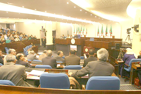 La règle 51-49 divise le Parlement !