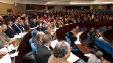 Les députés approuvent la publication du rapport d’enquête sur la pénurie de certains produits