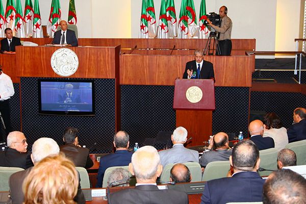 Parliament says no to investigating commission in Baccalureate 2016