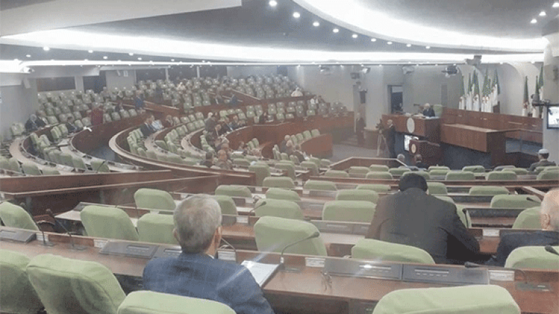 برلمان بلا نواب لمناقشة قانون المالية وتمرير الزيادة في الأسعار!