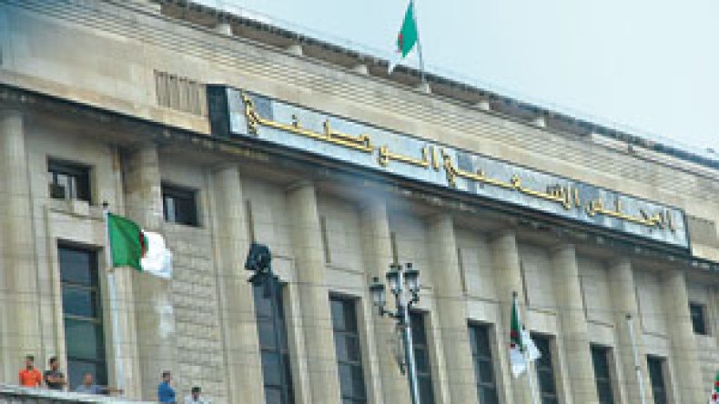 وكيل الجمهورية يوجه استدعاءات مباشرة في حق الأطراف المعنية