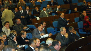 Députés et maires doivent déclarer leur patrimoine avant de partir